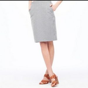 J. Crew seersucker pencil skirt - sz 0